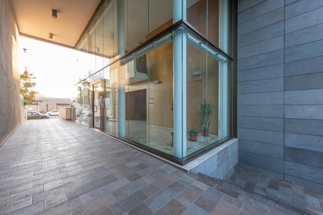 Apartment Leopolda Modern By Mmega Florence